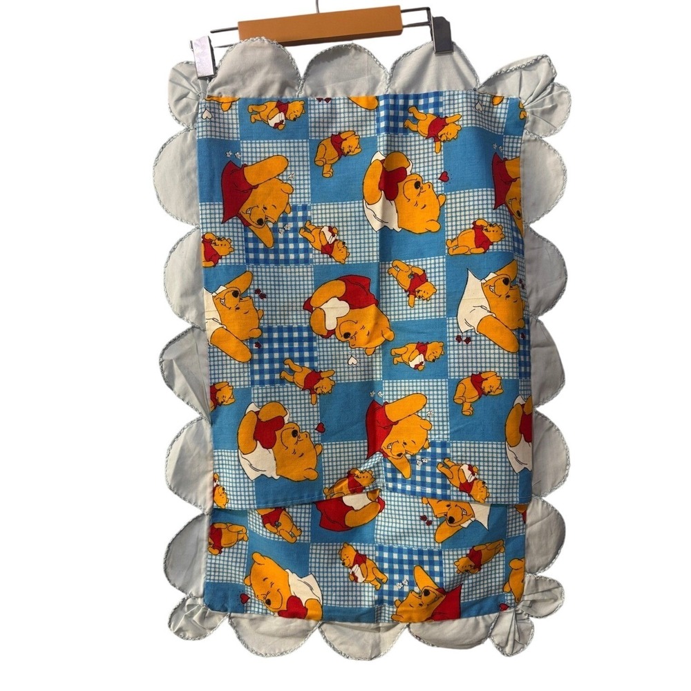 Set of 2 Vintage Disney Winnie the Pooh Gingham Scalloped Ruffle pillowcases